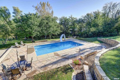 Tiny photo for 539 34TH Avenue N, Clinton, IA 52732 (MLS # QC4259227)