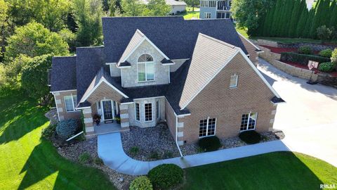 Tiny photo for 539 34TH Avenue N, Clinton, IA 52732 (MLS # QC4259227)