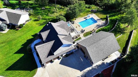 Tiny photo for 539 34TH Avenue N, Clinton, IA 52732 (MLS # QC4259227)