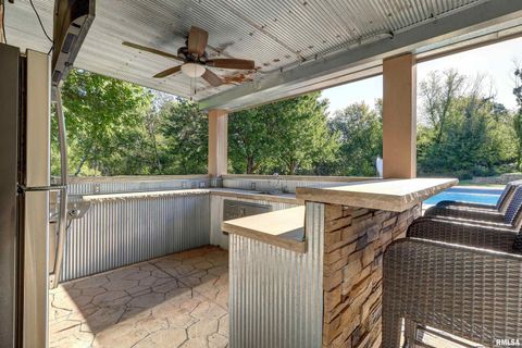 Tiny photo for 539 34TH Avenue N, Clinton, IA 52732 (MLS # QC4259227)