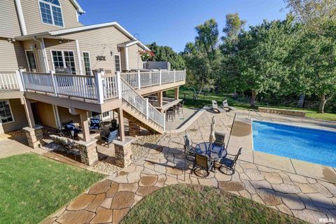 Tiny photo for 539 34TH Avenue N, Clinton, IA 52732 (MLS # QC4259227)