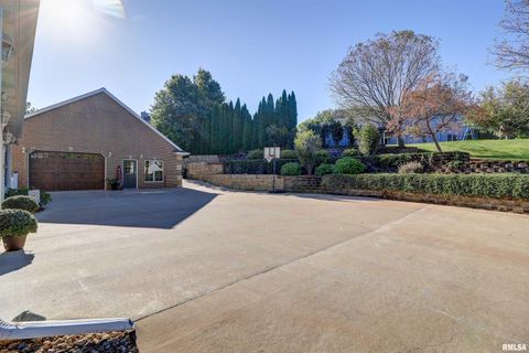 Tiny photo for 539 34TH Avenue N, Clinton, IA 52732 (MLS # QC4259227)