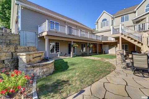 Tiny photo for 539 34TH Avenue N, Clinton, IA 52732 (MLS # QC4259227)