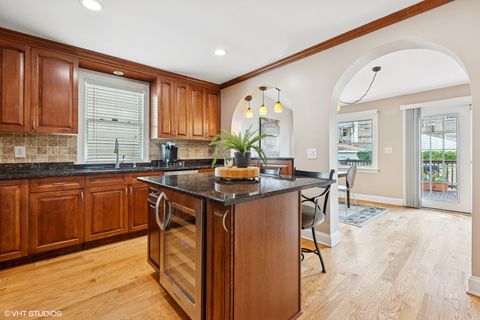 Tiny photo for 1513 W Highland Avenue, Chicago, IL 60660 (MLS # 12426294)