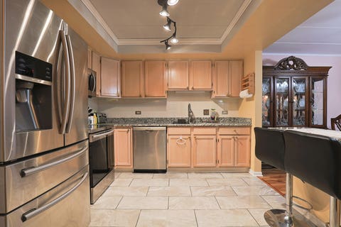 Tiny photo for 9510 S KOLMAR Avenue #212, Oak Lawn, IL 60453 (MLS # 12726921)