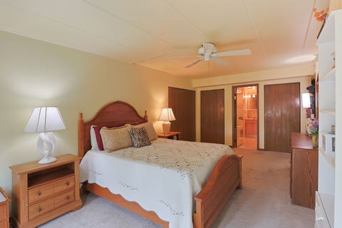 Tiny photo for 9510 S KOLMAR Avenue #212, Oak Lawn, IL 60453 (MLS # 12726921)