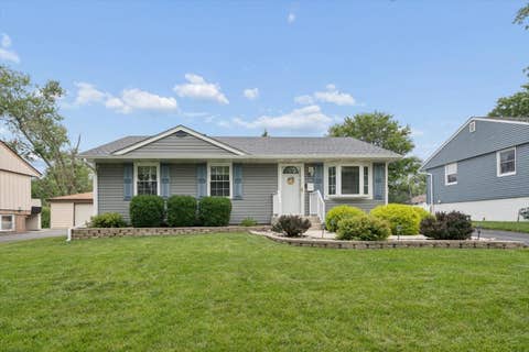 Photo of 104 Sunset Strip, Joliet, IL 60435 (MLS # 12721881)