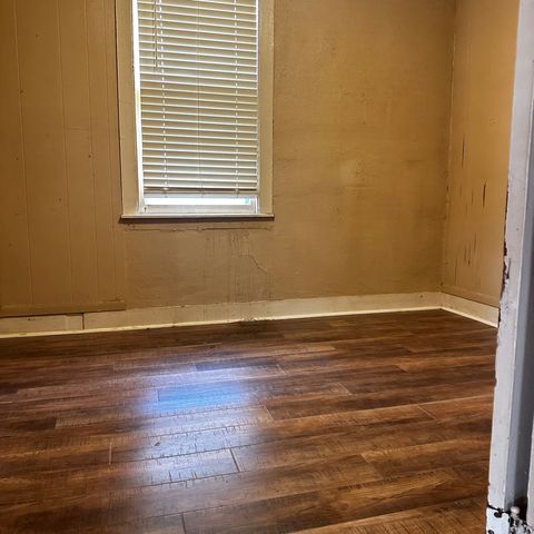 Tiny photo for 408 Marcy Street, Ottawa, IL 61350 (MLS # 12610071)