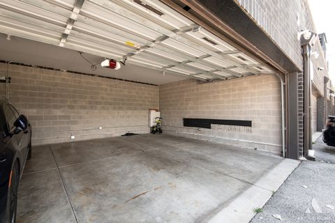 Tiny photo for 3914 S King Drive #3S, Chicago, IL 60653 (MLS # 12472818)