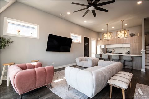 Tiny photo for 3914 S King Drive #3S, Chicago, IL 60653 (MLS # 12472818)