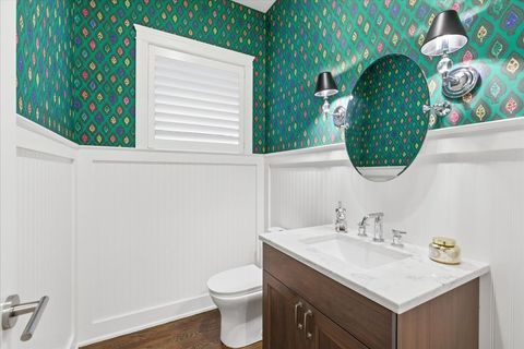 Tiny photo for 850 W Lill Avenue #1, Chicago, IL 60614 (MLS # 12549046)