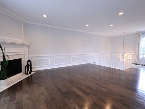 Tiny photo for 38 The Court of Greenway, Northbrook, IL 60062 (MLS # 12737055)