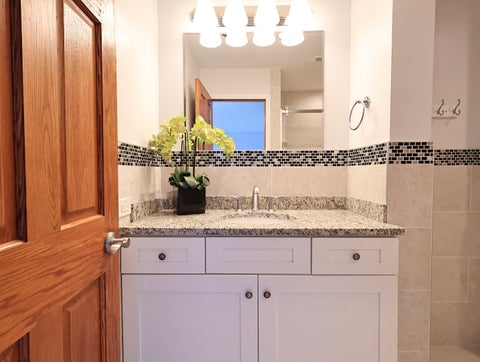 Tiny photo for 38 The Court of Greenway, Northbrook, IL 60062 (MLS # 12737055)