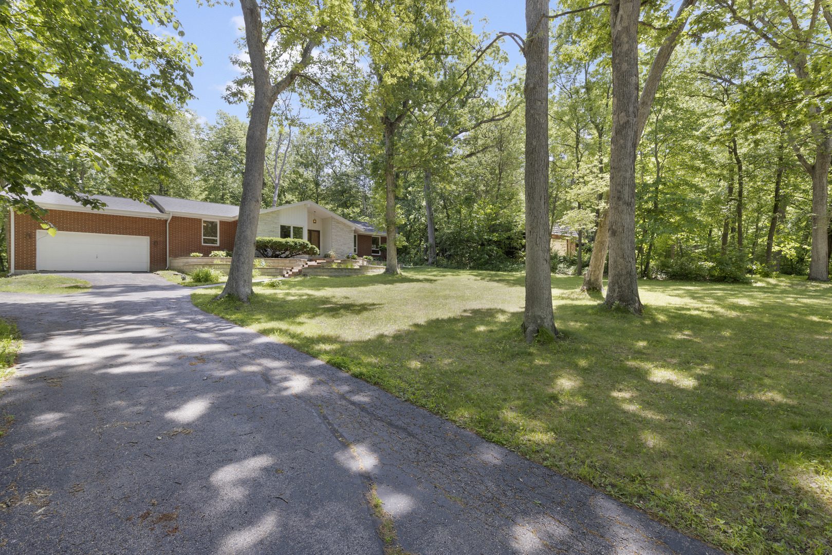 Properties 2 822 LAKEWOOD
