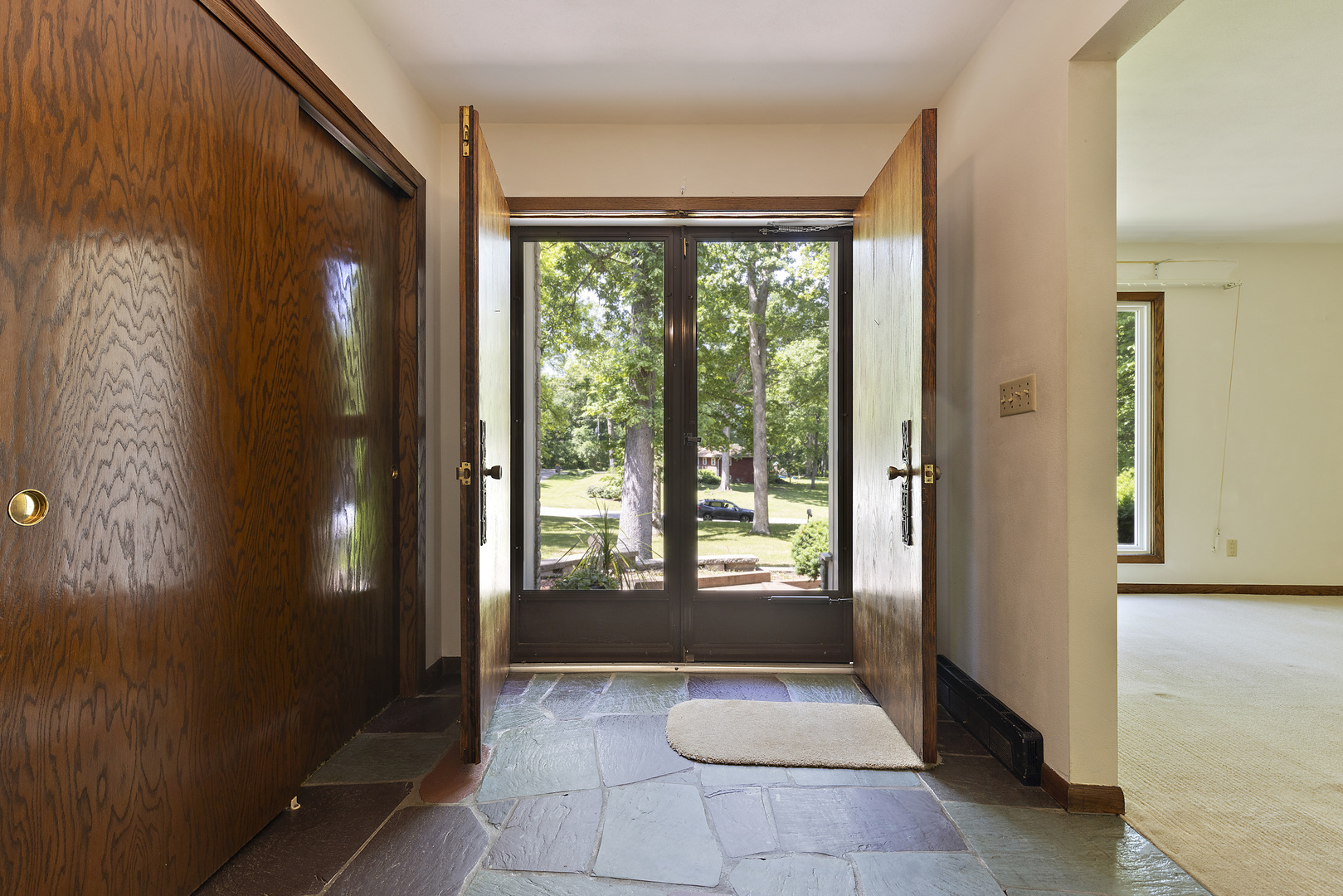 Properties 3 822 LAKEWOOD
