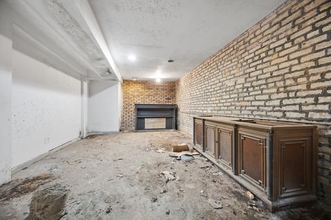 Tiny photo for 3143 S Giles Avenue, Chicago, IL 60616 (MLS # 12591764)