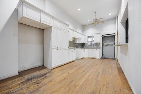 Tiny photo for 3143 S Giles Avenue, Chicago, IL 60616 (MLS # 12591764)
