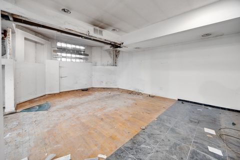 Tiny photo for 3143 S Giles Avenue, Chicago, IL 60616 (MLS # 12591764)