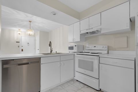 Tiny photo for 1808 Plum Grove Road #1B, Rolling Meadows, IL 60008 (MLS # 12516991)