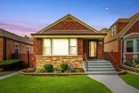 8054 S Washtenaw Avenue Chicago IL 60652