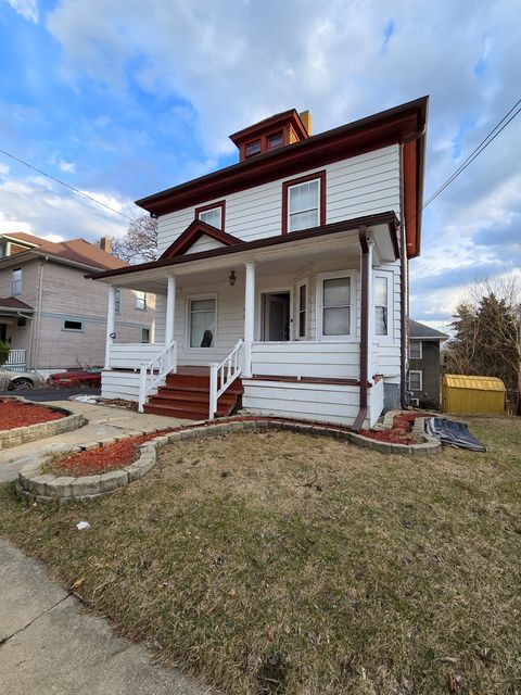 Photo of 481 Division Street, Elgin, IL 60120 (MLS # 12529178)