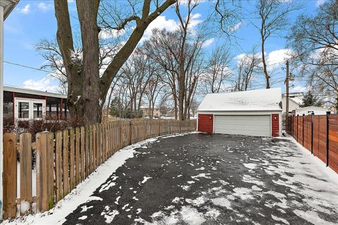 Tiny photo for 1213 Campbell Street, Joliet, IL 60435 (MLS # 12594651)