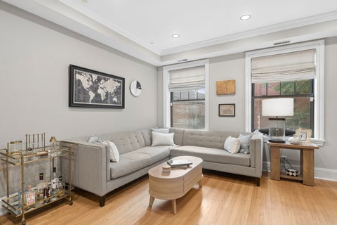 Tiny photo for 914 W Schubert Avenue #1, Chicago, IL 60614 (MLS # 12786715)
