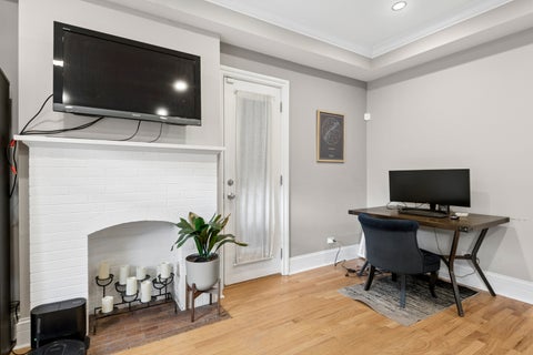 Tiny photo for 914 W Schubert Avenue #1, Chicago, IL 60614 (MLS # 12786715)