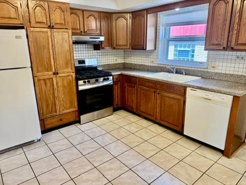 Tiny photo for 617 Lavergne Avenue, Wilmette, IL 60091 (MLS # 12701840)