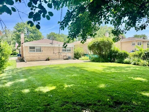 Tiny photo for 617 Lavergne Avenue, Wilmette, IL 60091 (MLS # 12701840)