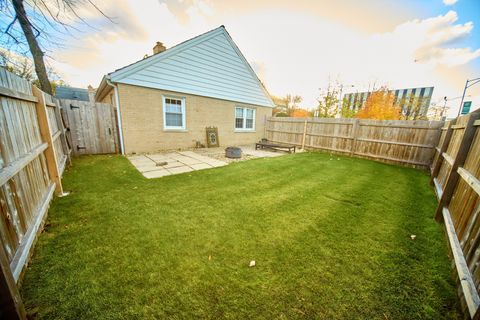 Tiny photo for 5955 N Keating Avenue, Chicago, IL 60646 (MLS # 12497958)