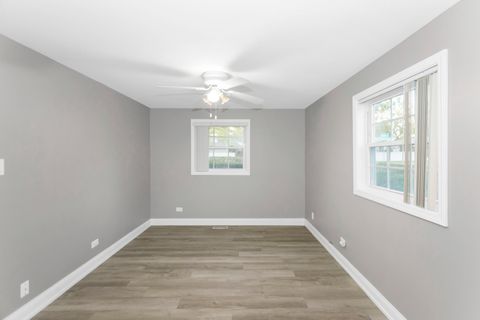 Tiny photo for Schaumburg, IL 60194 (MLS # 12653316)