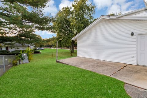 Tiny photo for Schaumburg, IL 60194 (MLS # 12653316)