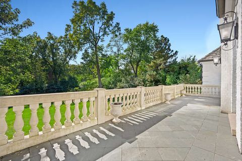 Tiny photo for 11361 W Plainfield Road, Indian Head Park, IL 60525 (MLS # 12508005)