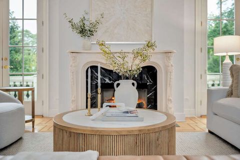 Tiny photo for 11361 W Plainfield Road, Indian Head Park, IL 60525 (MLS # 12508005)