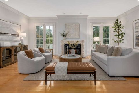 Tiny photo for 11361 W Plainfield Road, Indian Head Park, IL 60525 (MLS # 12508005)