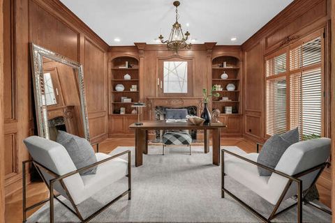 Tiny photo for 11361 W Plainfield Road, Indian Head Park, IL 60525 (MLS # 12508005)