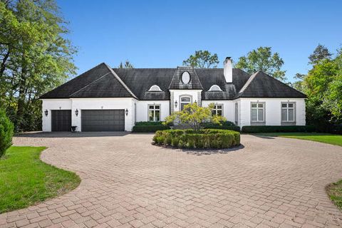 Photo of 11361 W Plainfield Road, Indian Head Park, IL 60525 (MLS # 12508005)