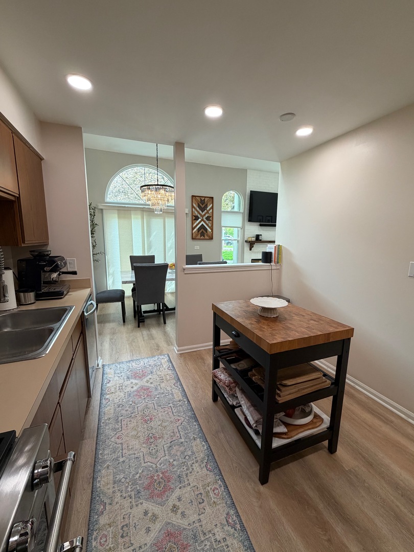 1353 Ridgefield Circle 1353
