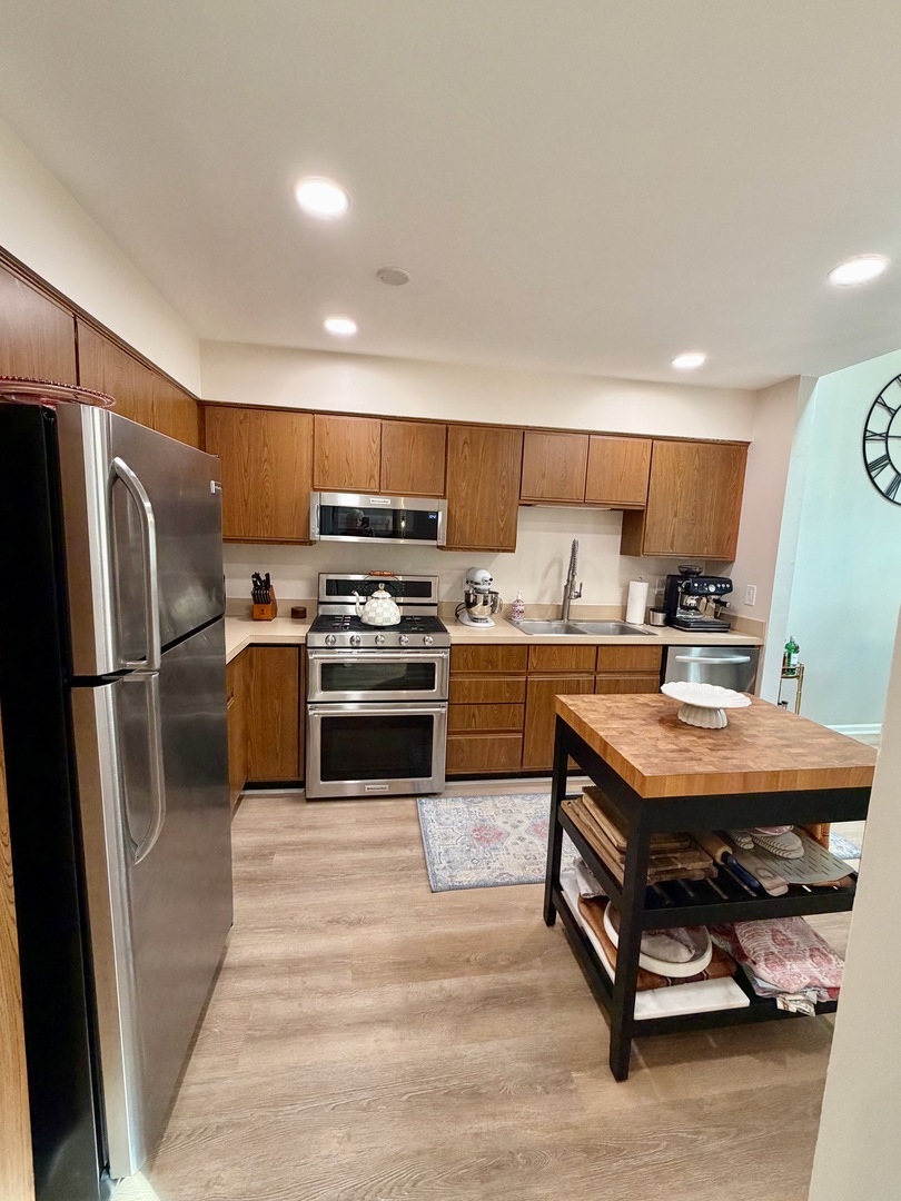 1353 Ridgefield Circle 1353