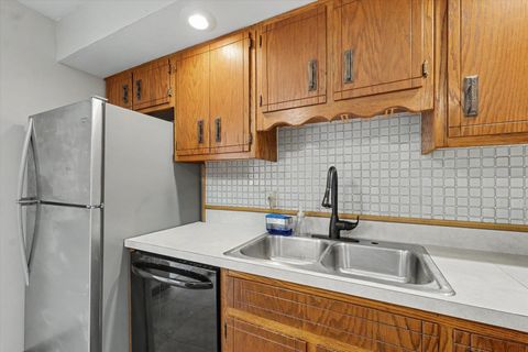 Tiny photo for 2123 E Mill Stone Road #2123, Decatur, IL 62526 (MLS # 12633767)