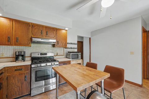 Tiny photo for 2123 E Mill Stone Road #2123, Decatur, IL 62526 (MLS # 12633767)