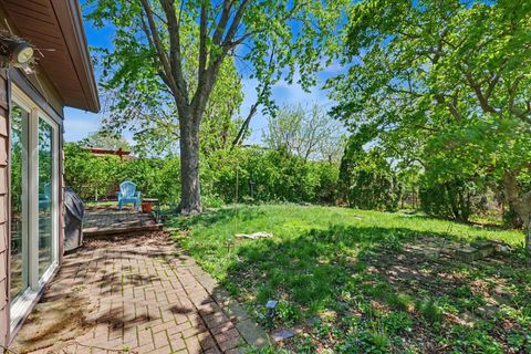 Tiny photo for 2123 E Mill Stone Road #2123, Decatur, IL 62526 (MLS # 12633767)