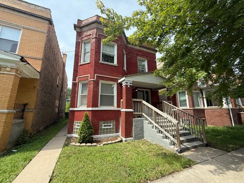 7630 S Peoria Street Chicago IL 60620
