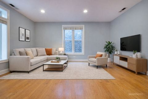Tiny photo for 1345 W Fillmore Street #3, Chicago, IL 60607 (MLS # 12584622)