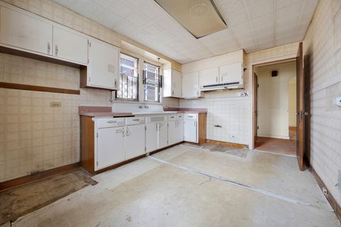 Tiny photo for 8055 S Wabash Avenue, Chicago, IL 60619 (MLS # 12583077)