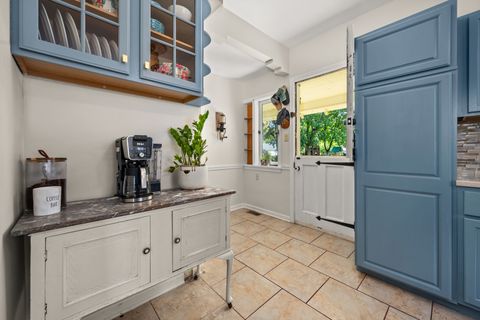 Tiny photo for 1018 Dekalb Avenue, Sycamore, IL 60178 (MLS # 12413232)