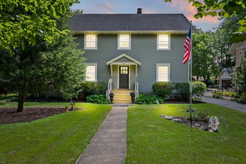 Photo of 1018 Dekalb Avenue, Sycamore, IL 60178 (MLS # 12413232) Photo of 1018 Dekalb Avenue, Sycamore, IL 60178 (MLS # 12413232)