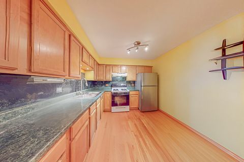 Tiny photo for 659 E Fullerton Avenue #209, Glendale Heights, IL 60139 (MLS # 12546246)