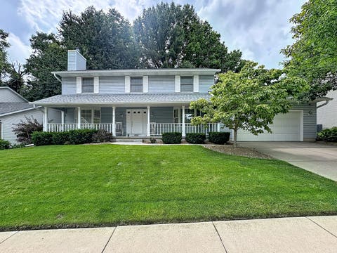 Photo of 3707 75th Street Court, Moline, IL 61265 (MLS # 12703426)